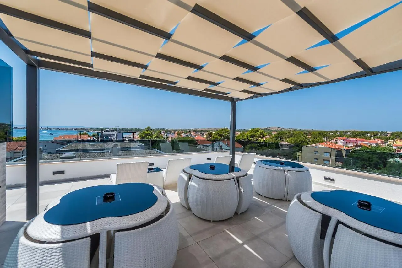Grandpalazzo With Rooftop Swimming Pool Vir 0*,  Croatia