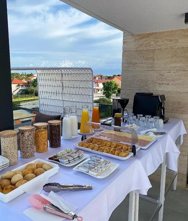 Grandpalazzo Apartments Vir 0*,  Chorvatsko