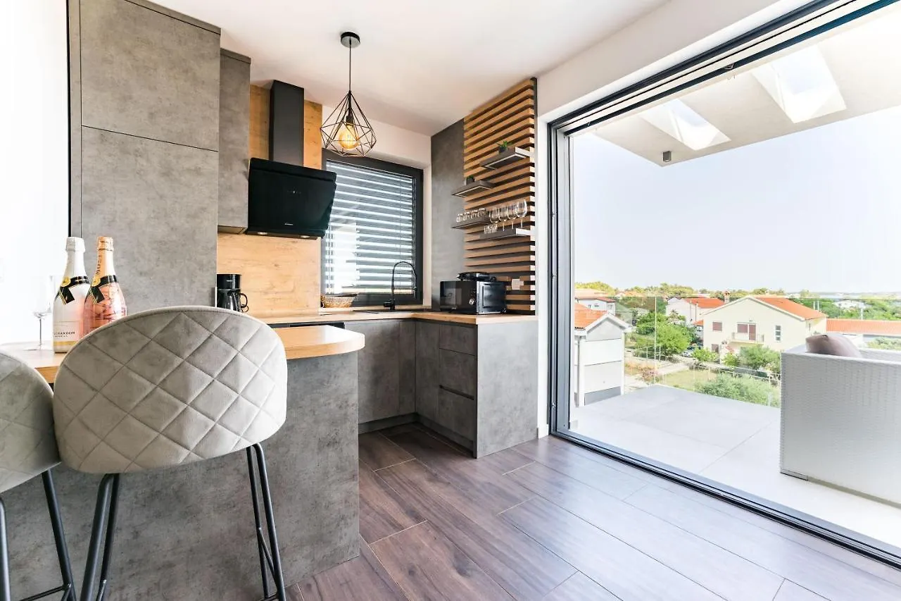 Apartment Grandpalazzo With Rooftop Swimming Pool Vir