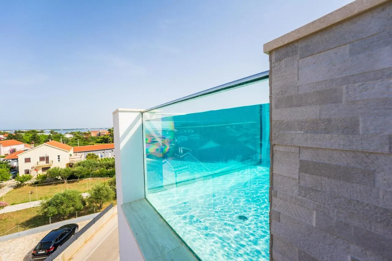 Grandpalazzo With Rooftop Swimming Pool ヴィル