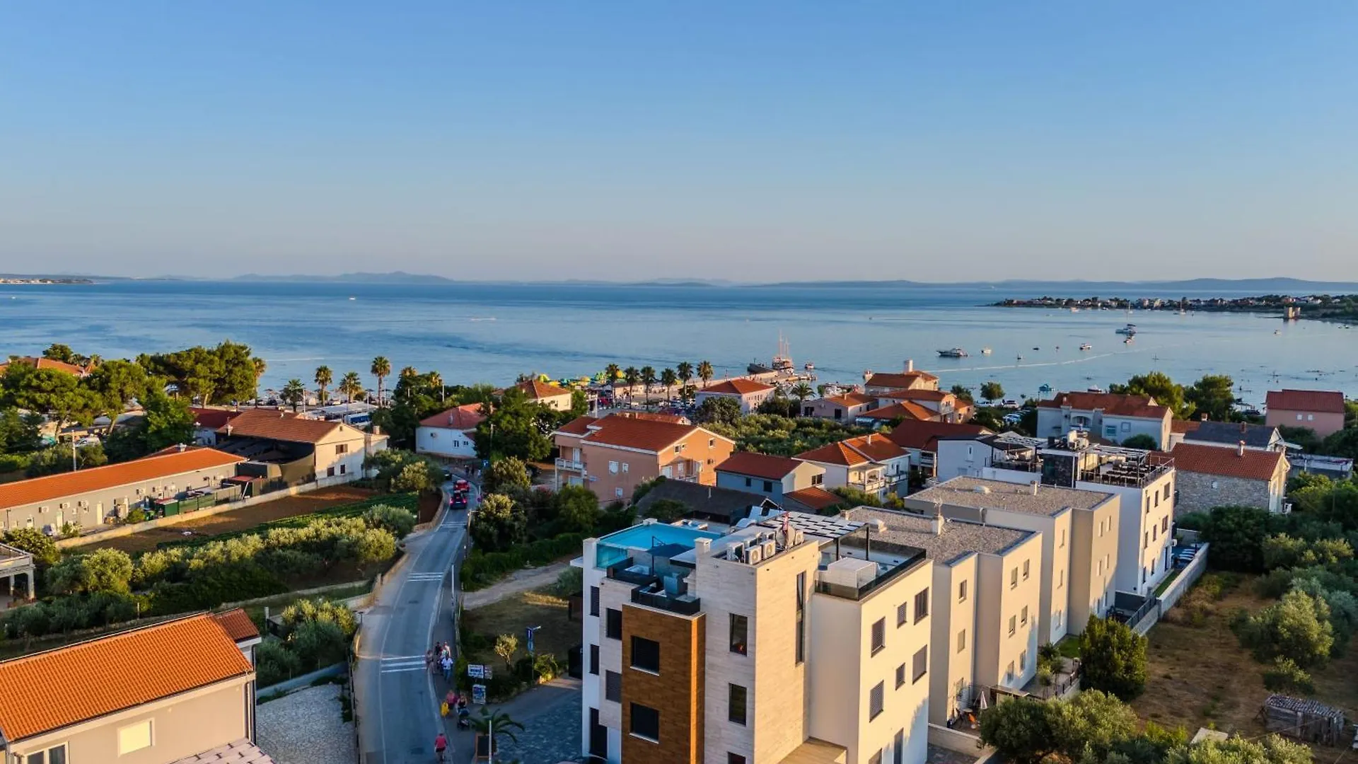 Apartment Grandpalazzo With Rooftop Swimming Pool Vir