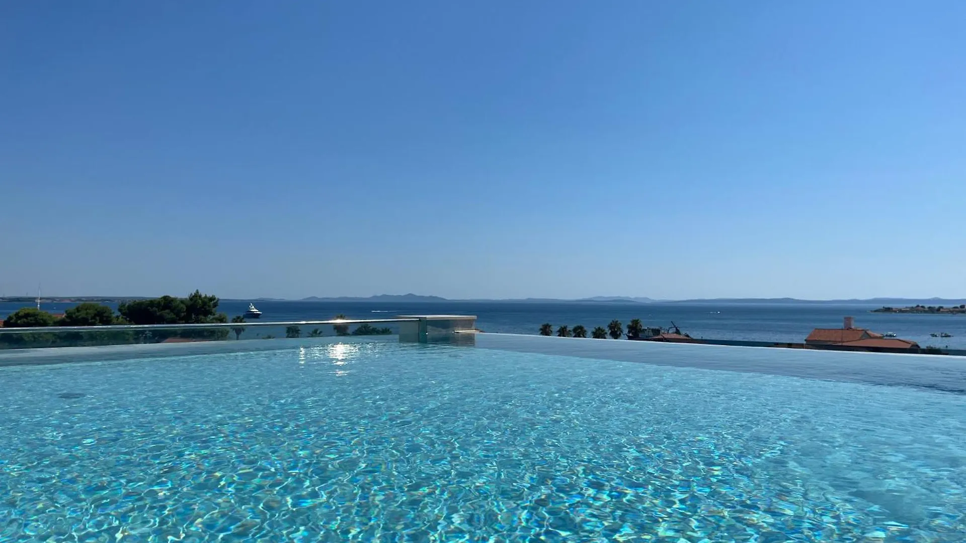 Grandpalazzo With Rooftop Swimming Pool ヴィル クロアチア
