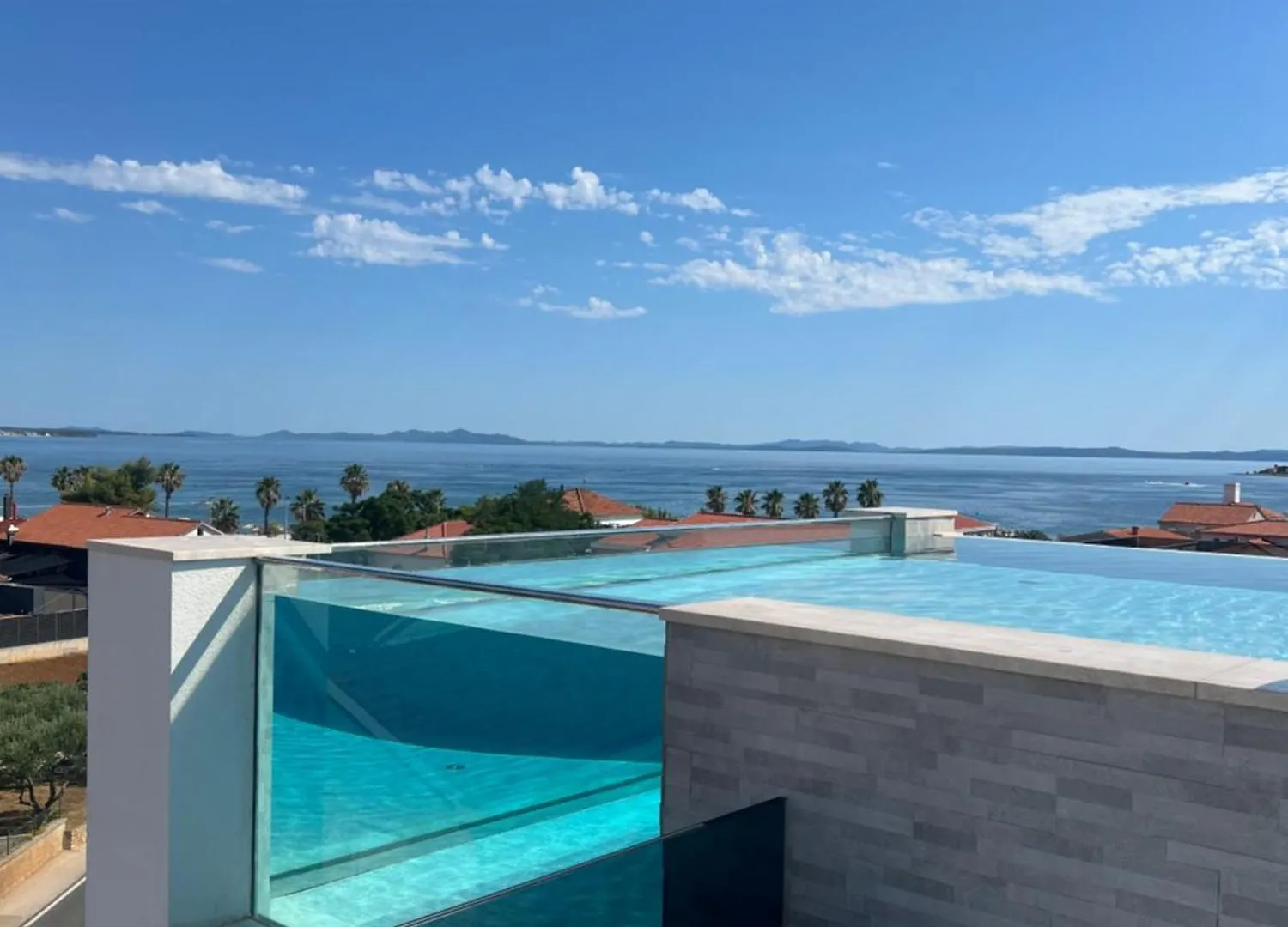 Grandpalazzo With Rooftop Swimming Pool Vir 0*,  Croatia